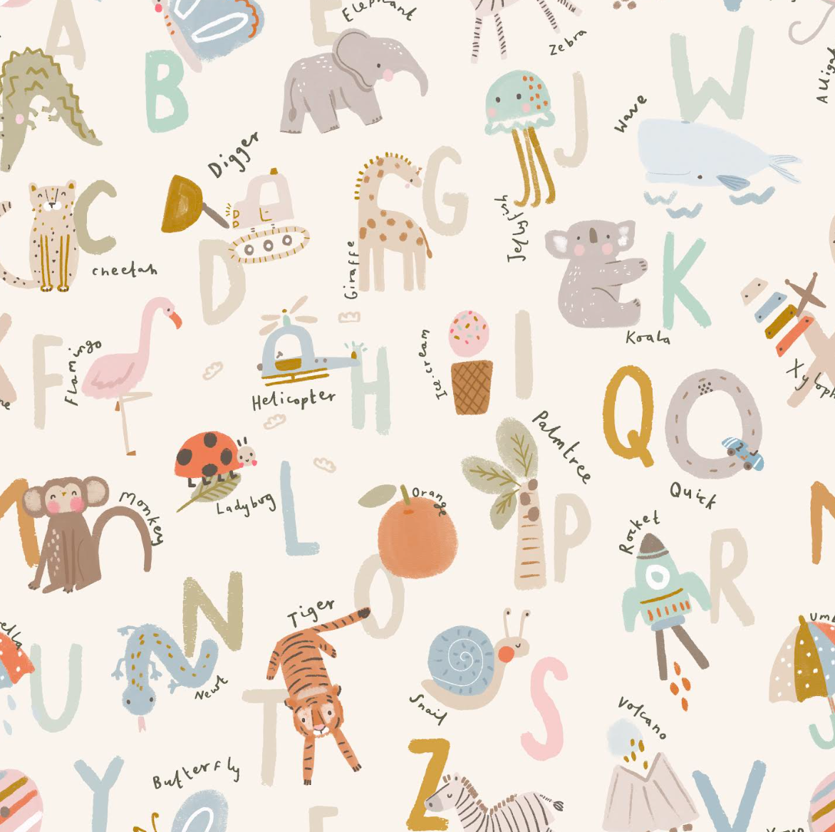 Bird & Bean® - Baby Bamboo Knotted Baby Gown + Hat Gift Set - Animal ABC