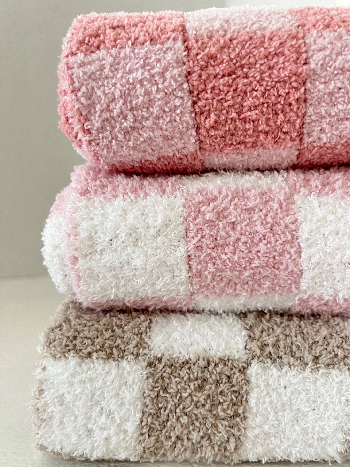 SpearmintLOVE - Phufy® Bliss Checkerboard Blanket, Cocoa